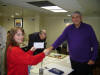 Jasmine Jones receives 1st Place Minors Cash from Frank Davis TN09.jpg (77287 bytes)